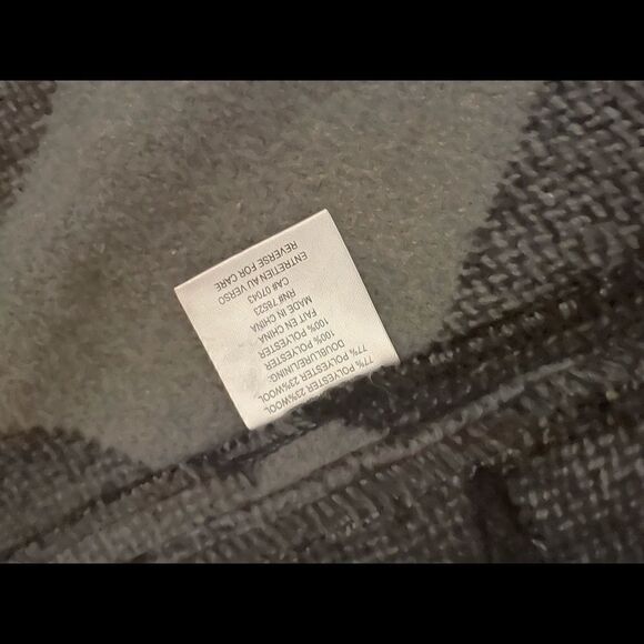 Medium Talie Black+Grey Cardigan Vest - Picture 2 of 3